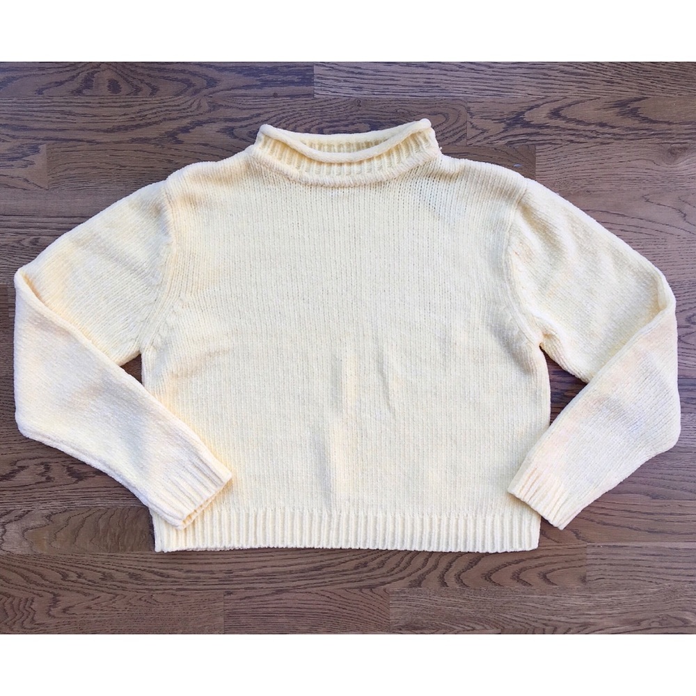 🔆NWT Girls yellow DEREK HEART sweater!🔆